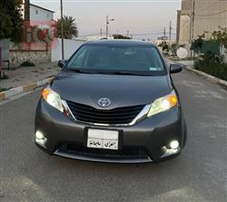 تويوتا سيينا